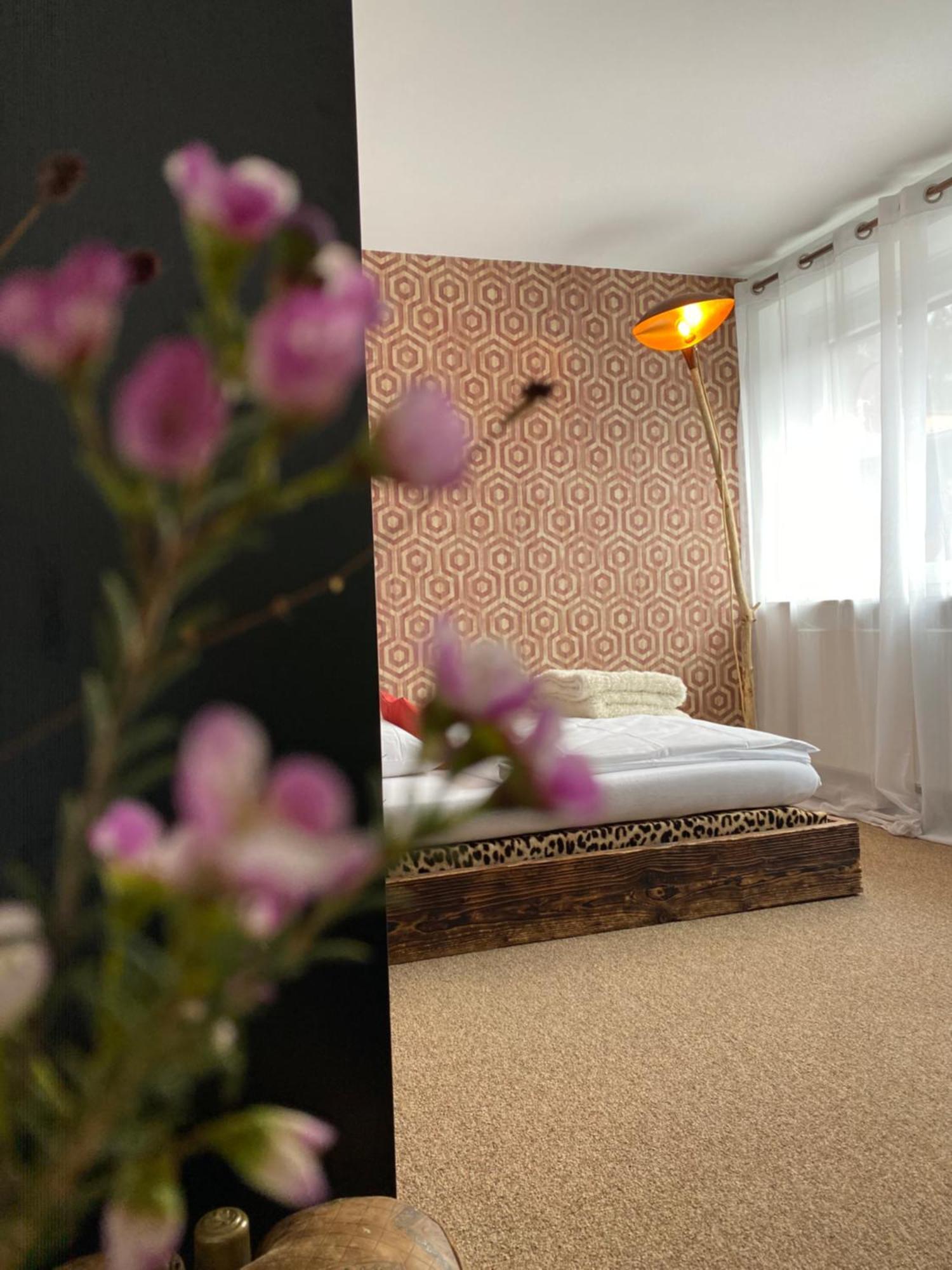 Homestay Privartzimmer 'ausfahrt Freihalten' *