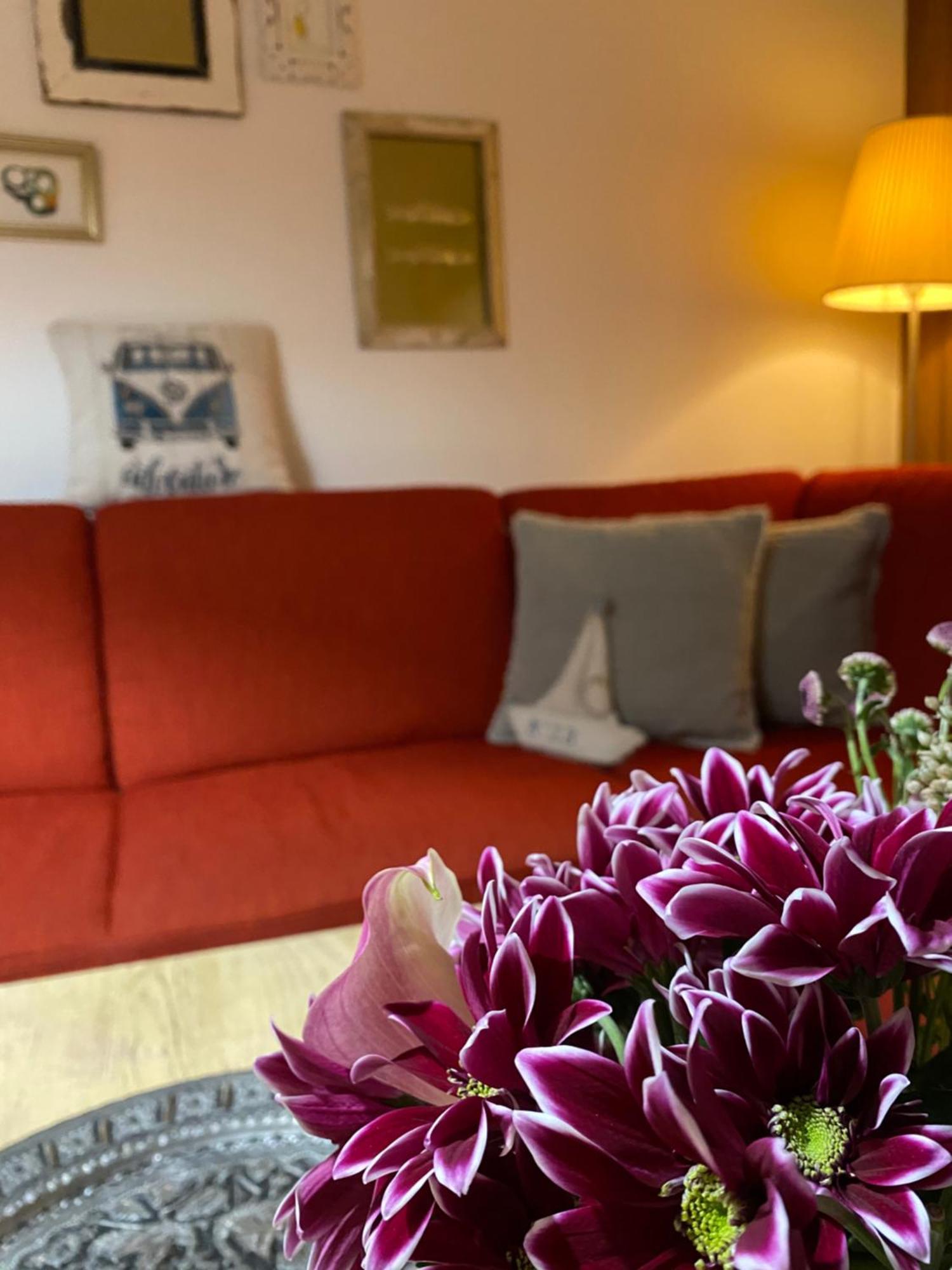 Privartzimmer 'ausfahrt Freihalten' Husum (Schleswig-Holstein)