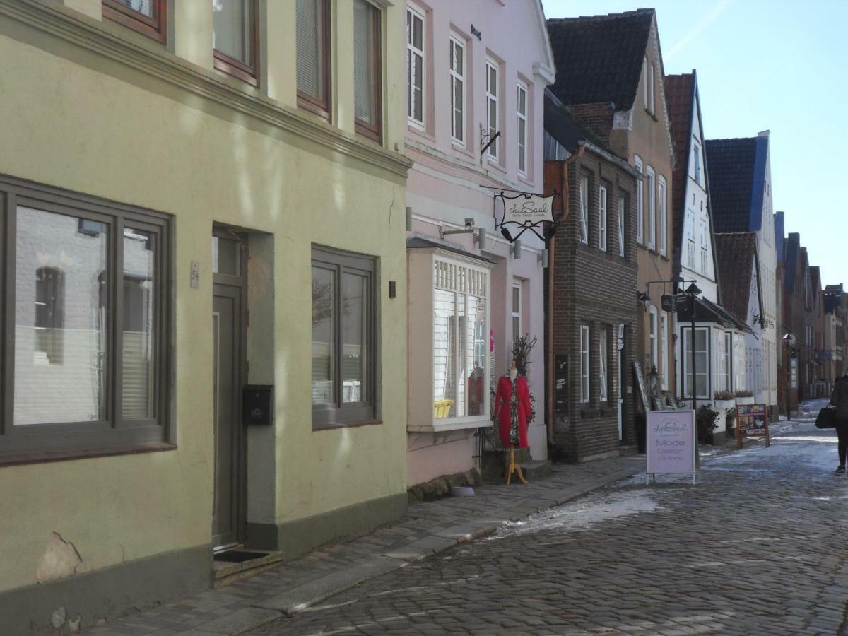 Homestay Privartzimmer 'ausfahrt Freihalten' *