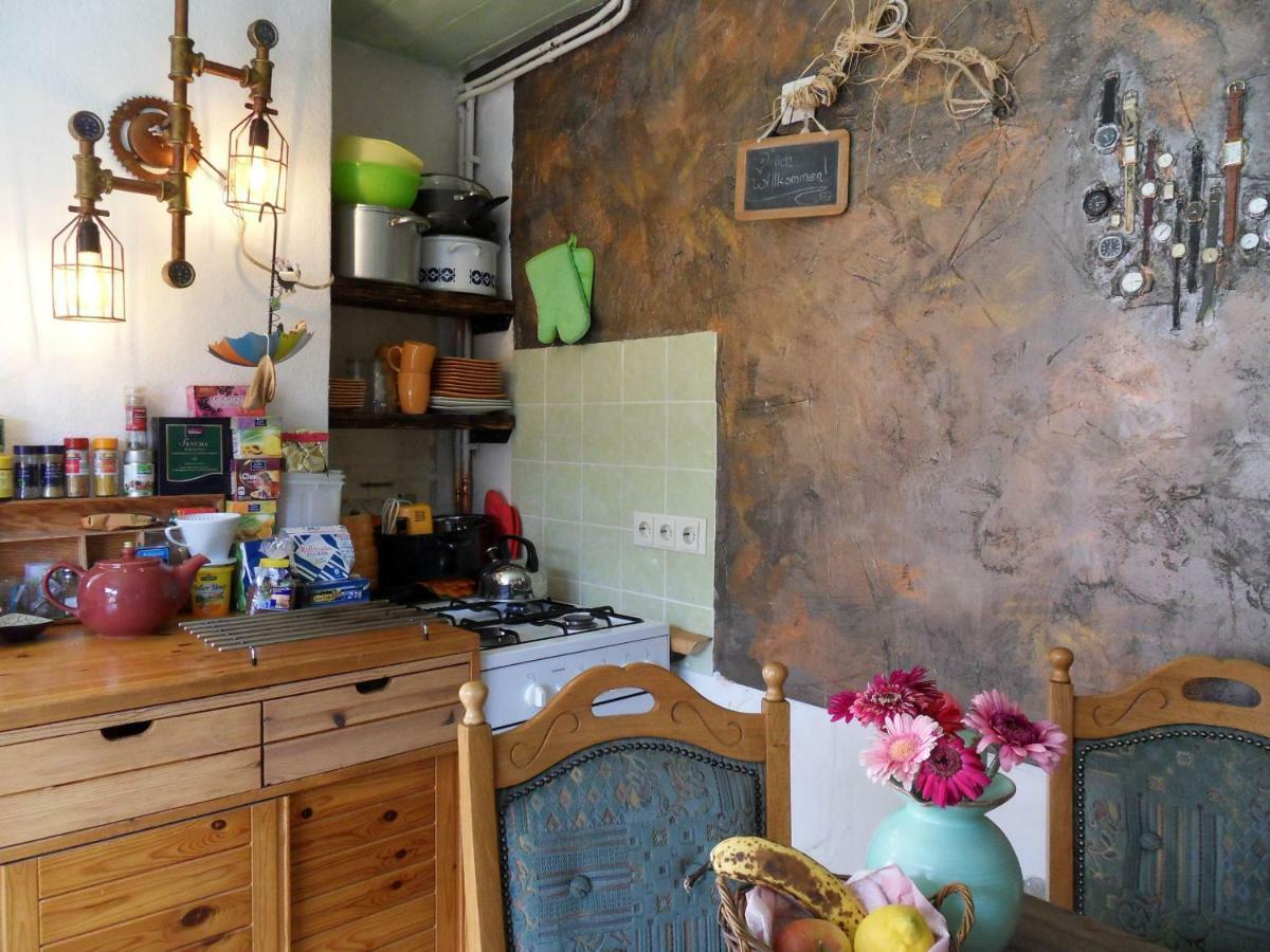 Privartzimmer 'ausfahrt Freihalten'